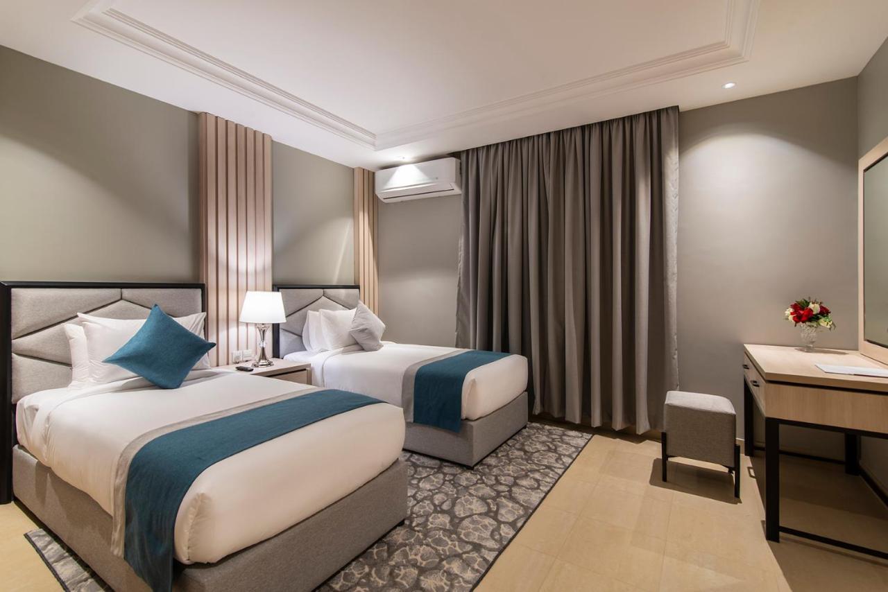 Enala Hotel Apartments- Tabuk Exteriér fotografie