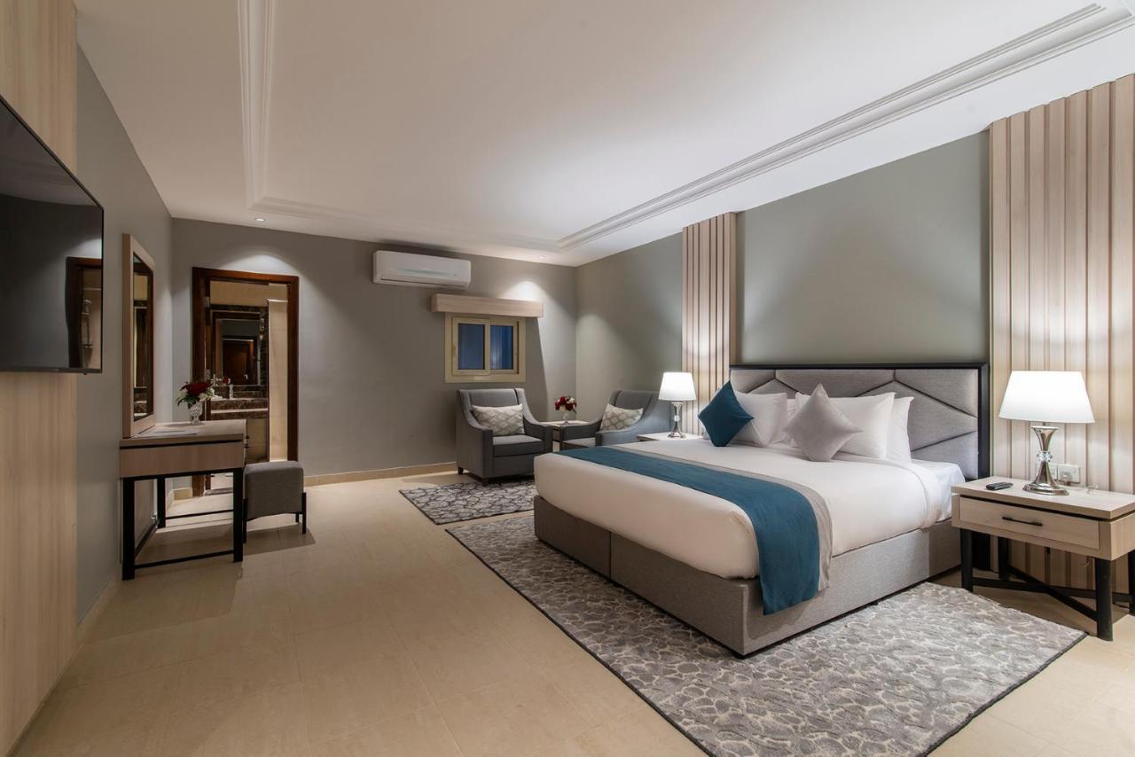 Enala Hotel Apartments- Tabuk Exteriér fotografie