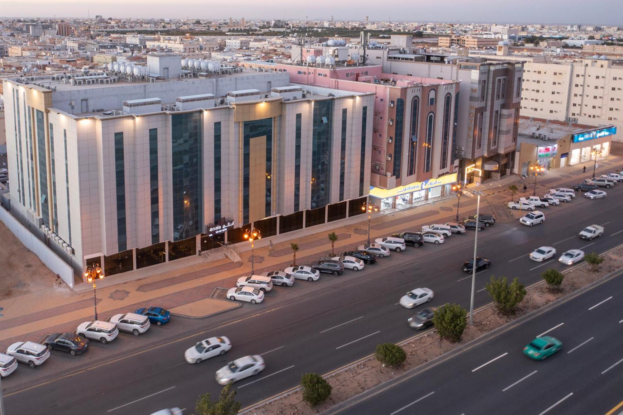 Enala Hotel Apartments- Tabuk Exteriér fotografie