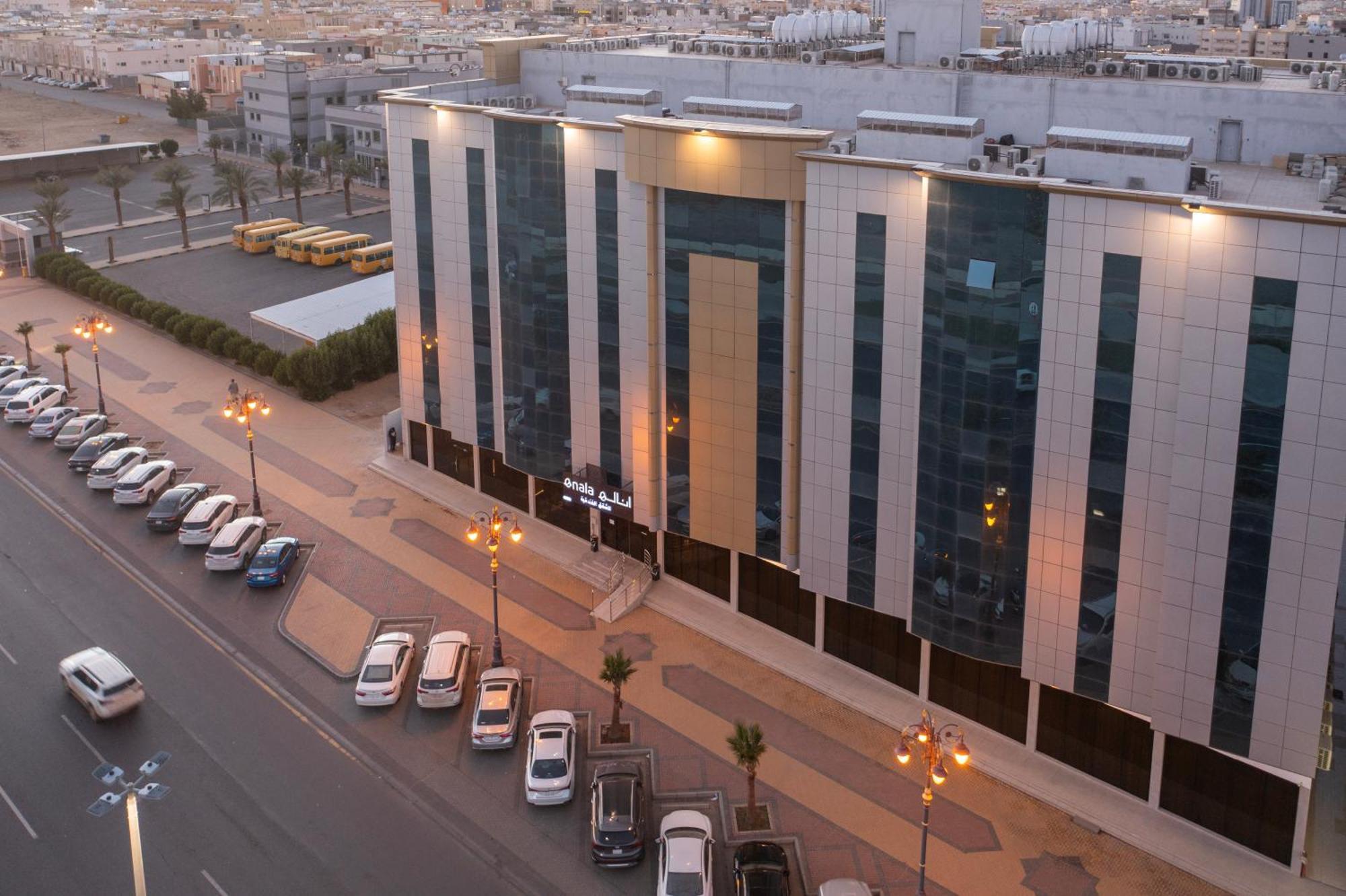 Enala Hotel Apartments- Tabuk Exteriér fotografie